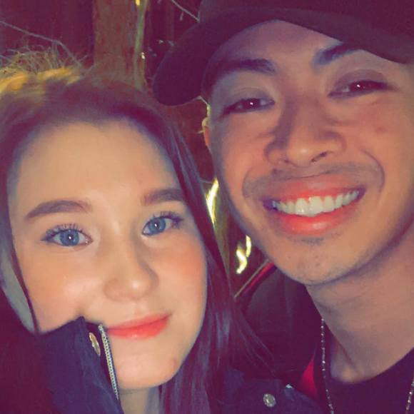 Meet your Posher, Brittney - Picture 1 of 1